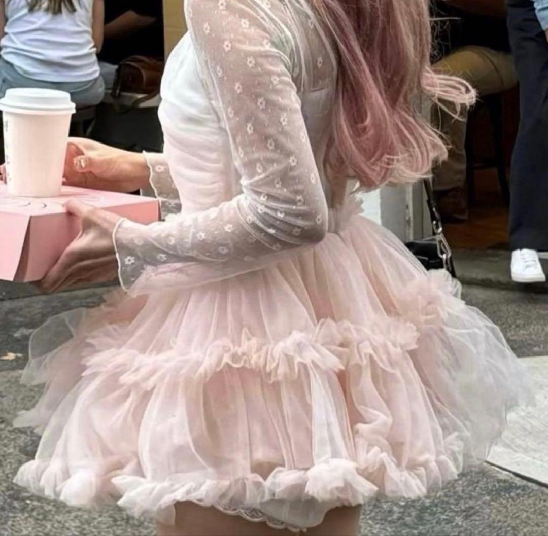 Treat Ürself】BallerinaTullePeplumTops - メルカリ