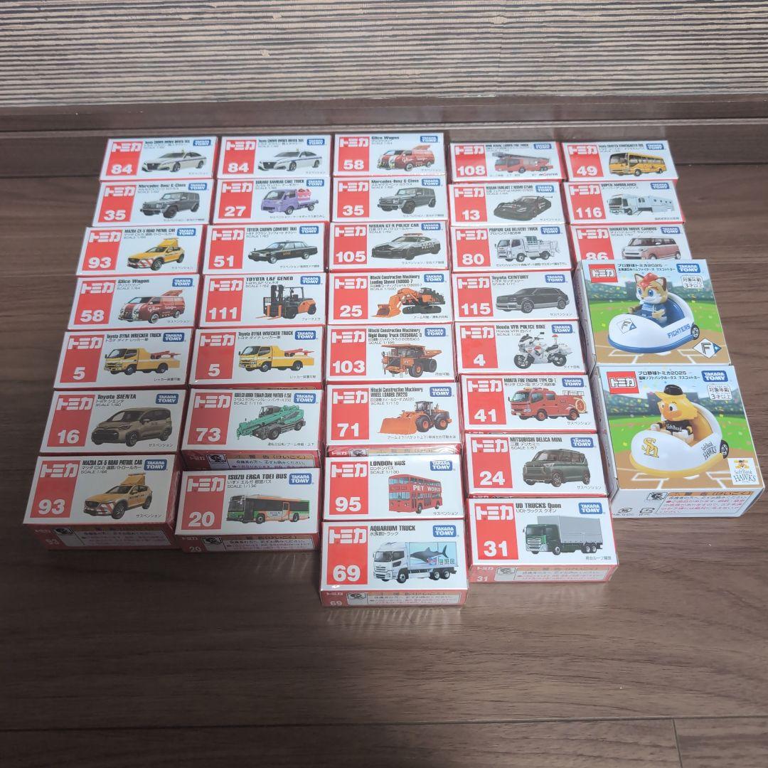 トミカ　まとめ売り35台 トミカ まとめ売り35台 - メルカリ