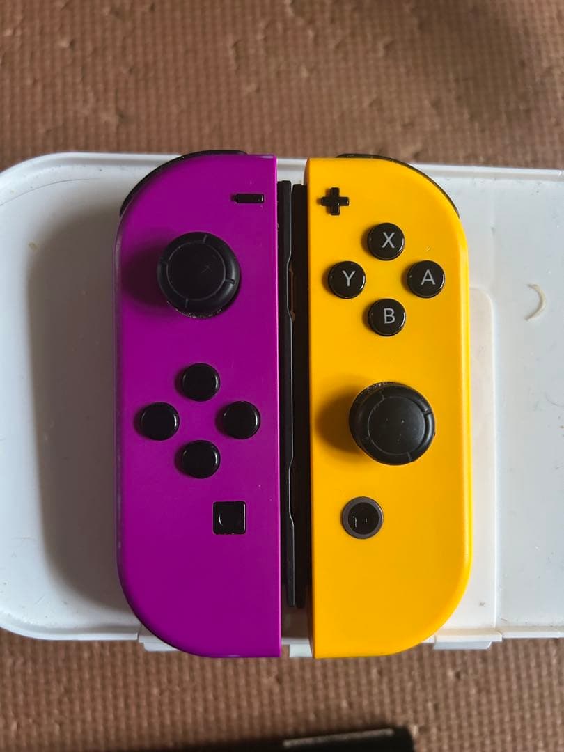 Nintendo Switch 本体 紫と黄色のJoy-Con - メルカリ