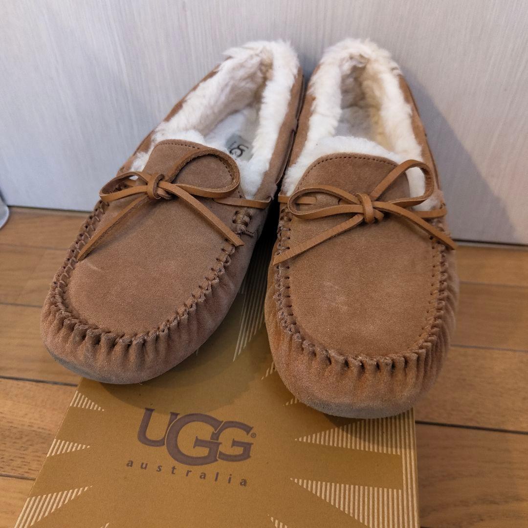 UGG オルセン UGG Australia（アグオーストラリア） アグ モカシン メンズ オルセン