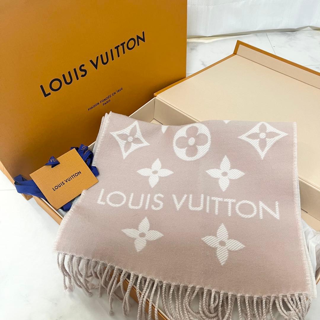 【正規品】ルイヴィトン　マフラー　ベージュローズ ルイヴィトン マフラー エセンシャル ベージュローズ ストール｜Yahoo