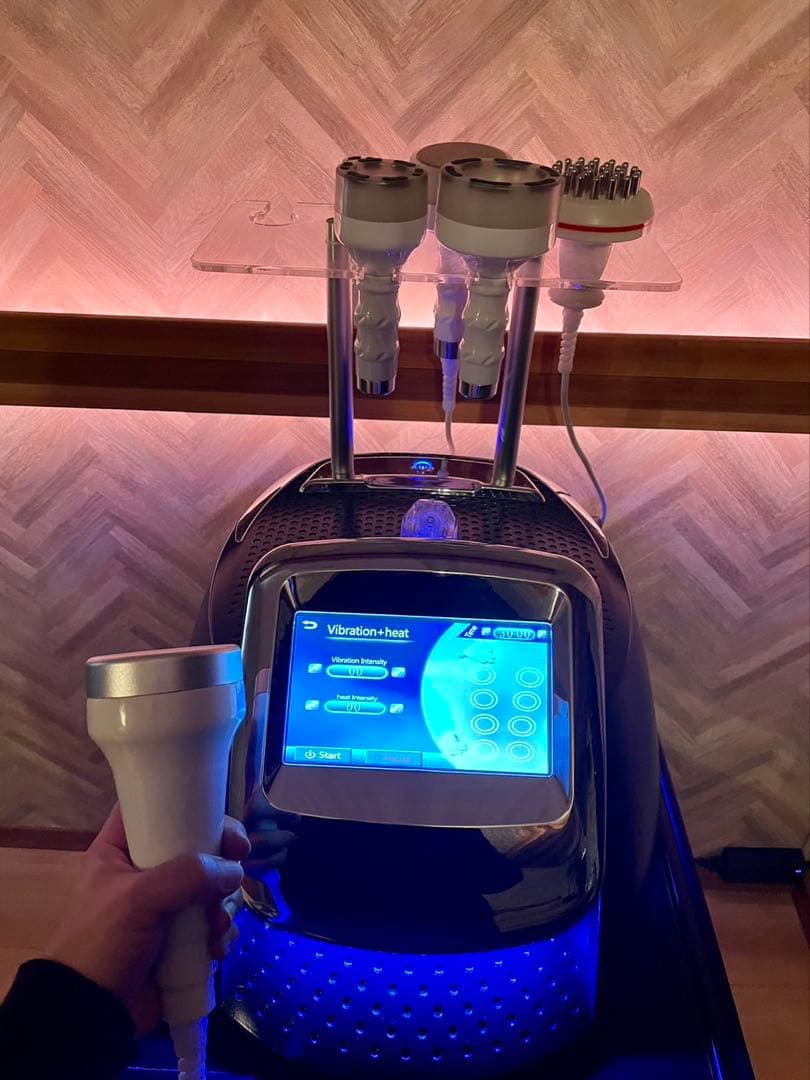 新品★サロンモデル★6in1痩身マシン業務用《キャビテーション/ラジオ波/吸引》