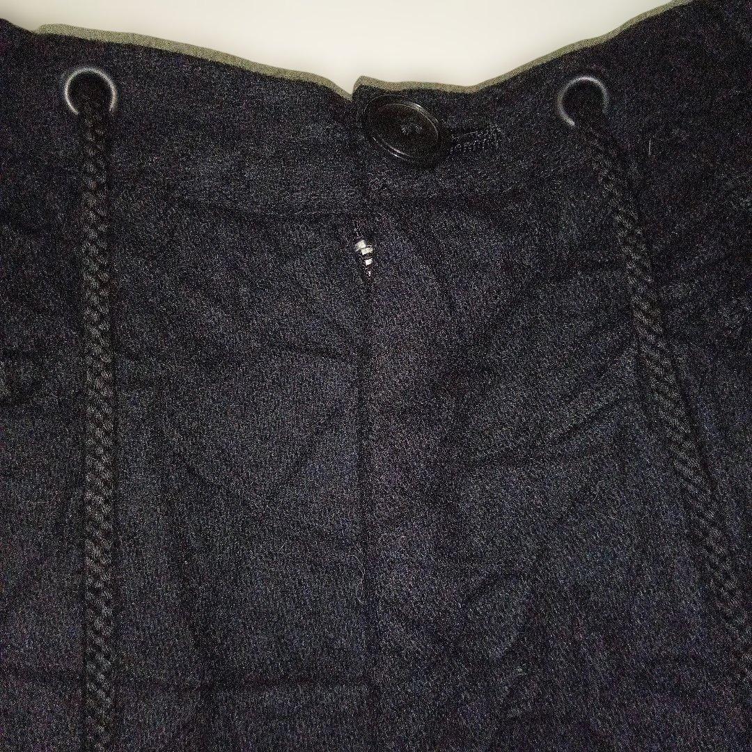 黒いガウチョパンツ ゴム入りウエスト ボタン付き シワ加工 ワイズ