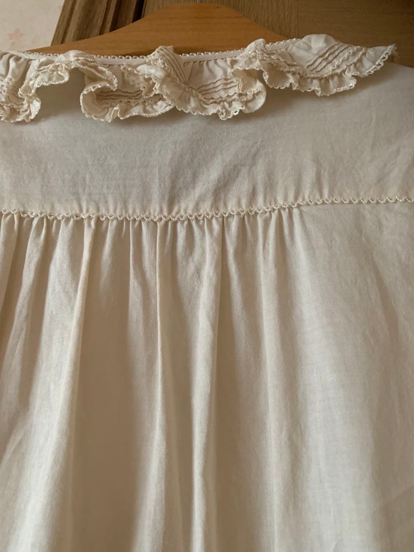 ピンクハウスの綿ローンのピコフリルとサテンリボンのついたチュニック