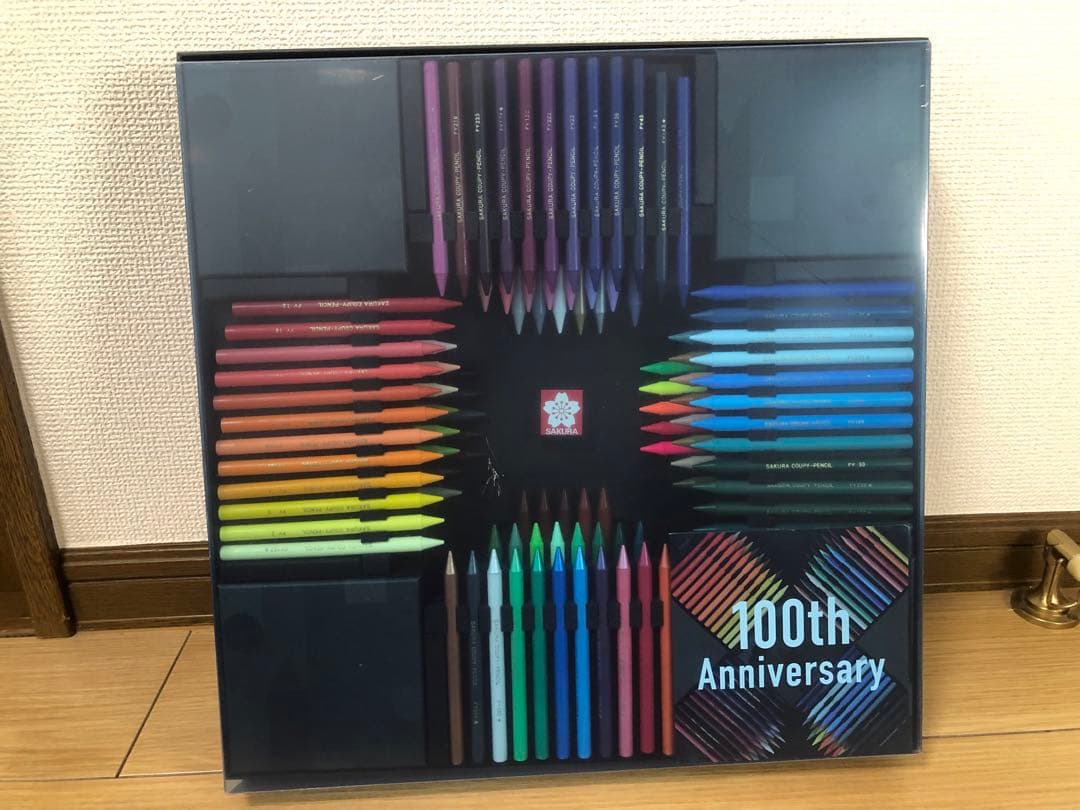 サクラクレパス 100周年記念 限定エディション 100色 クーピー