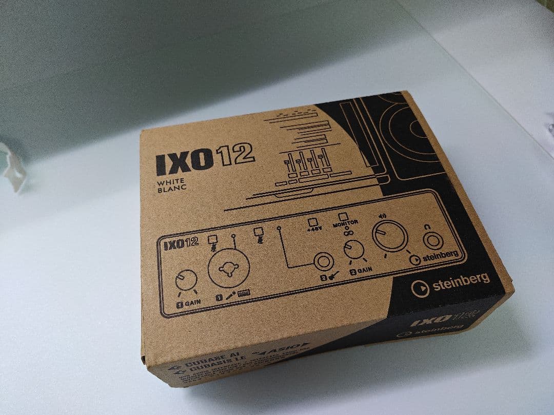 Steinberg IXO 12 ホワイト +オーディオテクニカ XLRケーブル Amazon.com: Steinberg IXO12 White, 2x2 USB 2.0 24-Bit/192kHz Audio