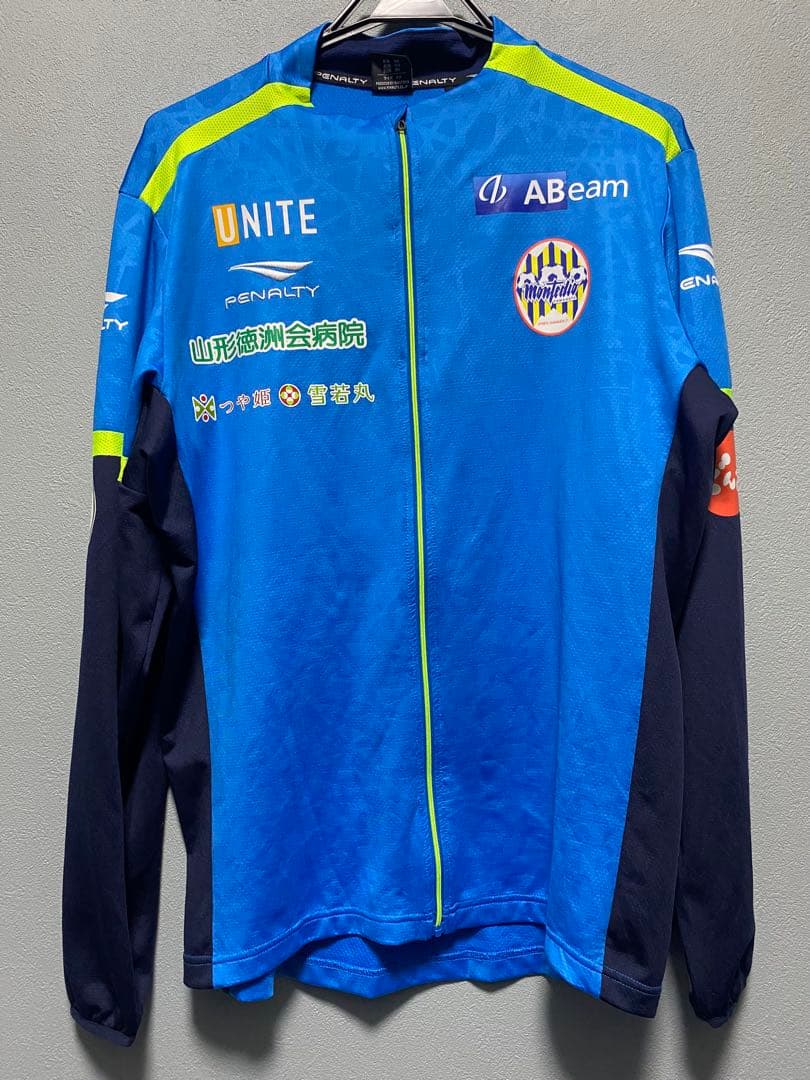 カ*ー様 モンテディオ山形　ウェア 超あったか〜い「着るモンチョ」／株式会社モンテディオ山形様｜実績