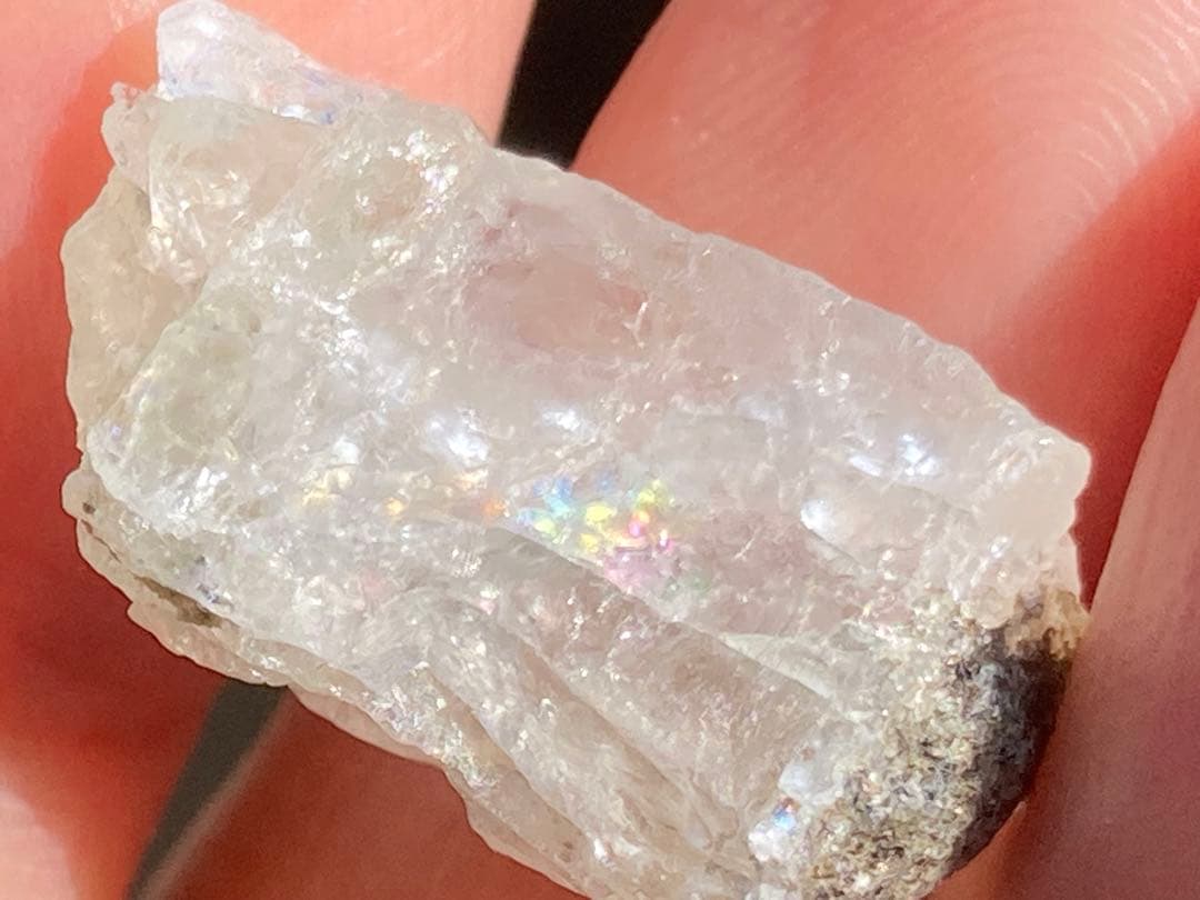 フェナカイト 原石 虹入り ロシア産 H&E社 オールドストック