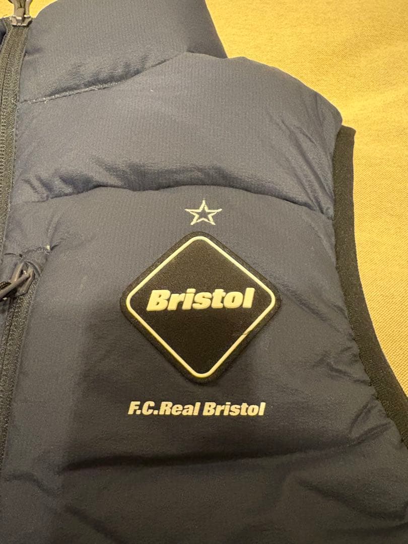 F.C.Real Bristol ダウンベスト ネイビー