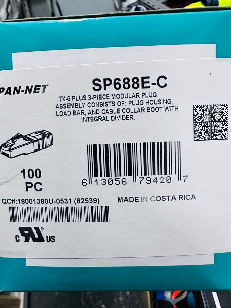 SP688E-C RJ45コネクタ 100個入り SP688E-C CAT6 UTP 3ピースモジュラープラグ SP688E-C 100個入り