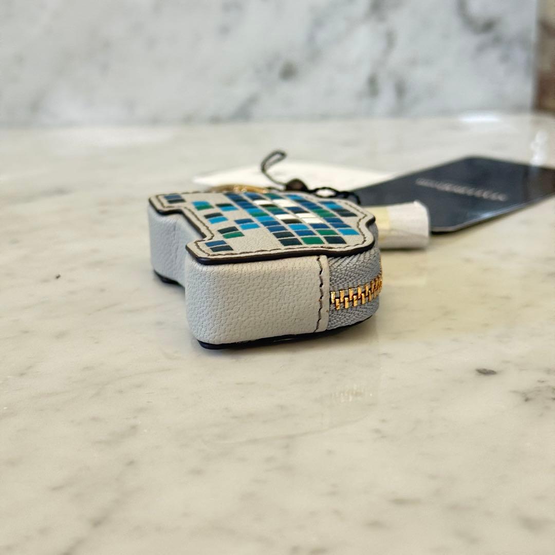 新品 未使用 アニヤ・ハインドマーチ スペースインベーダー コイン