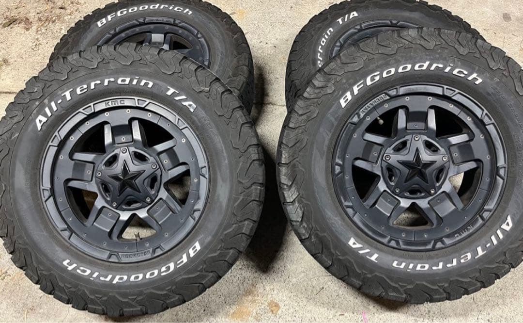 yyy　③ １本価格　KMC ロックスターⅢ 17インチ　プラド装着