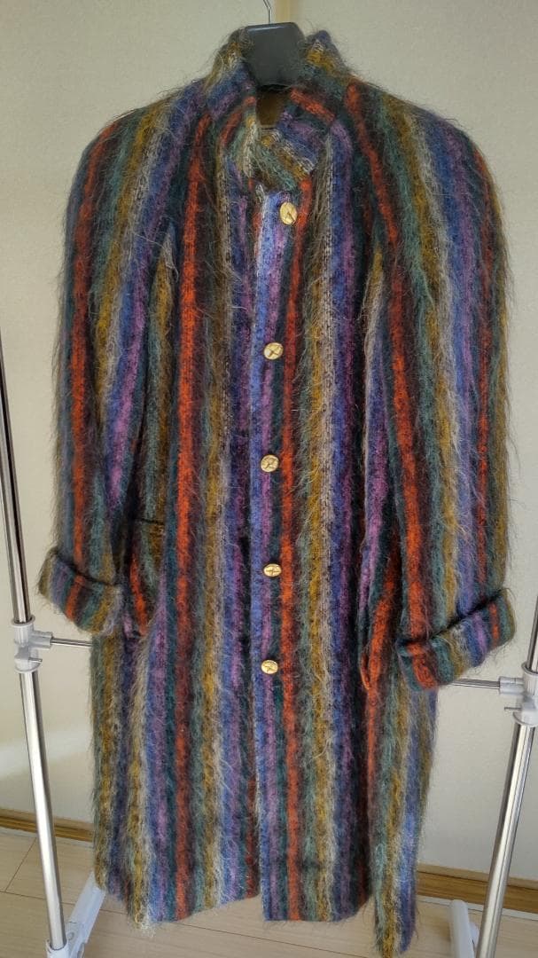 多色ストライプデザイン・ウールロングコート フェイクウールスタンドカラーロングコート LE SOUK HOLIDAY｜クロス