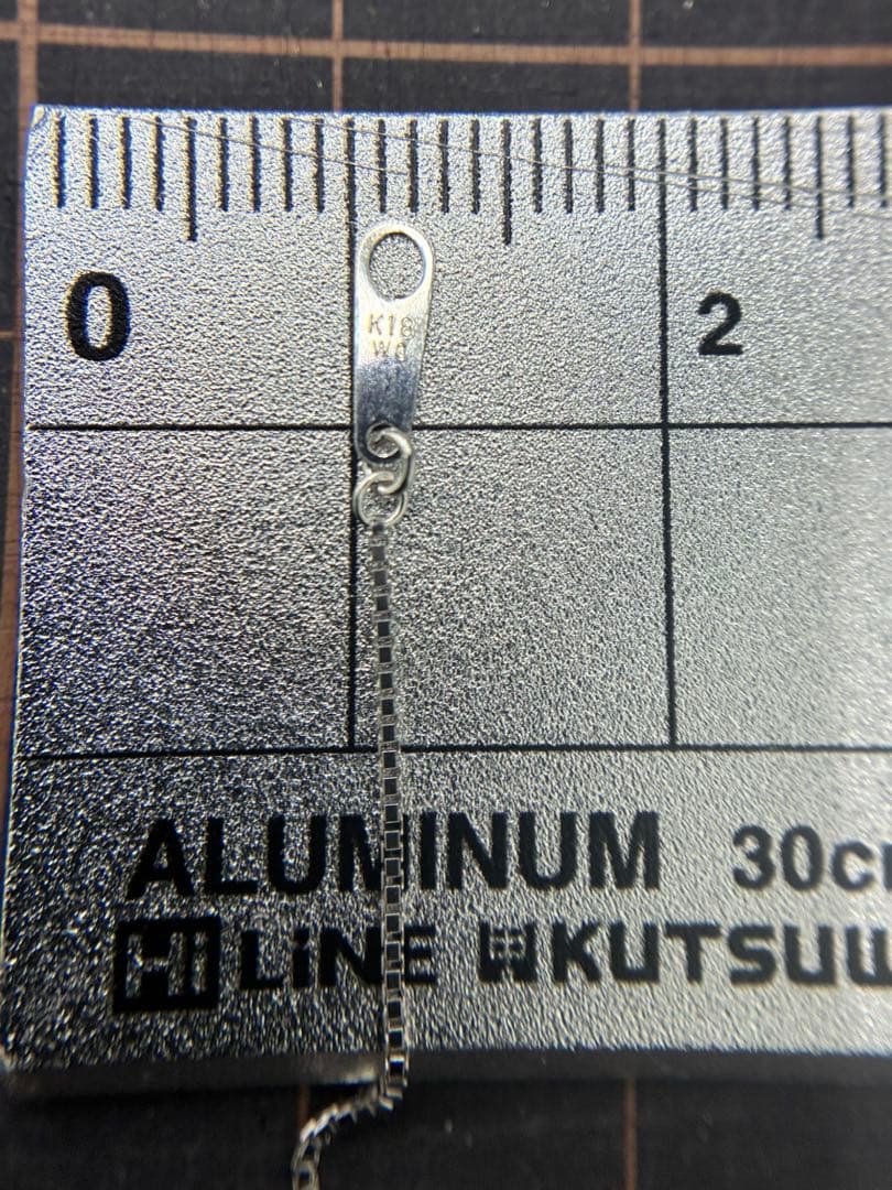 定番品:K18WGチェーンネックレス 45㌢ 0.7㍉幅 - メルカリ