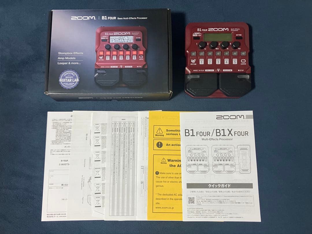 ZOOM B1 FOUR ベース用マルチエフェクター ZOOM B1 FOUR Multi-Effects Processor ベース用マルチエフェクター