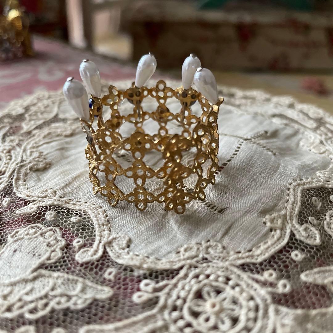 ⭐︎確認画像⭐︎フランスヴィンテージ ミニ王冠 2個 - メルカリ