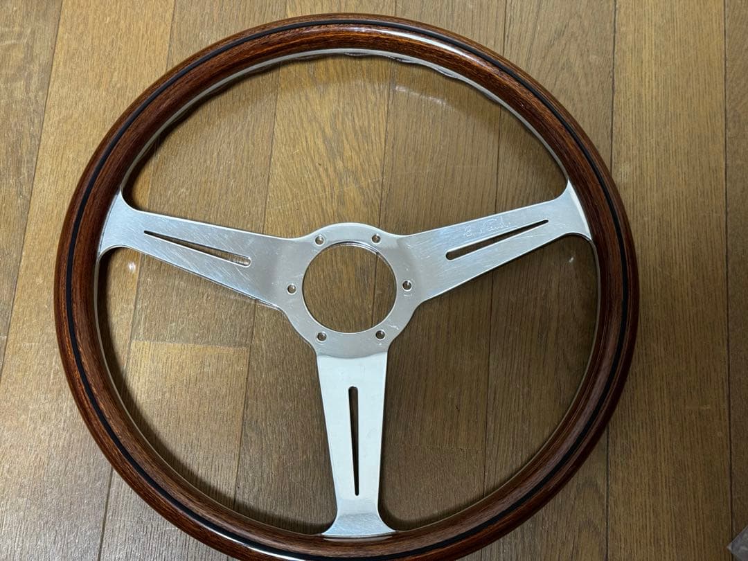 ハイエース　NARDI ナルディ CLASSIC VITE 360mm ボス付き 楽天市場】ステアリング NARDI クラシック Viteウッド＆ポリッシュ