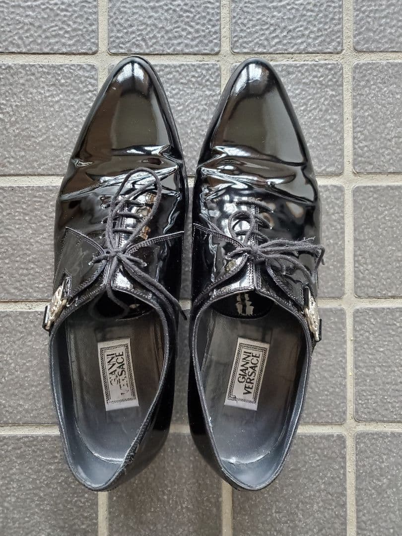 【美品】ジャンニヴェルサーチ靴　　 　エナメル　メデューサ 楽天市場】VERSACE（ブランドヴェルサーチェ）（靴）の通販