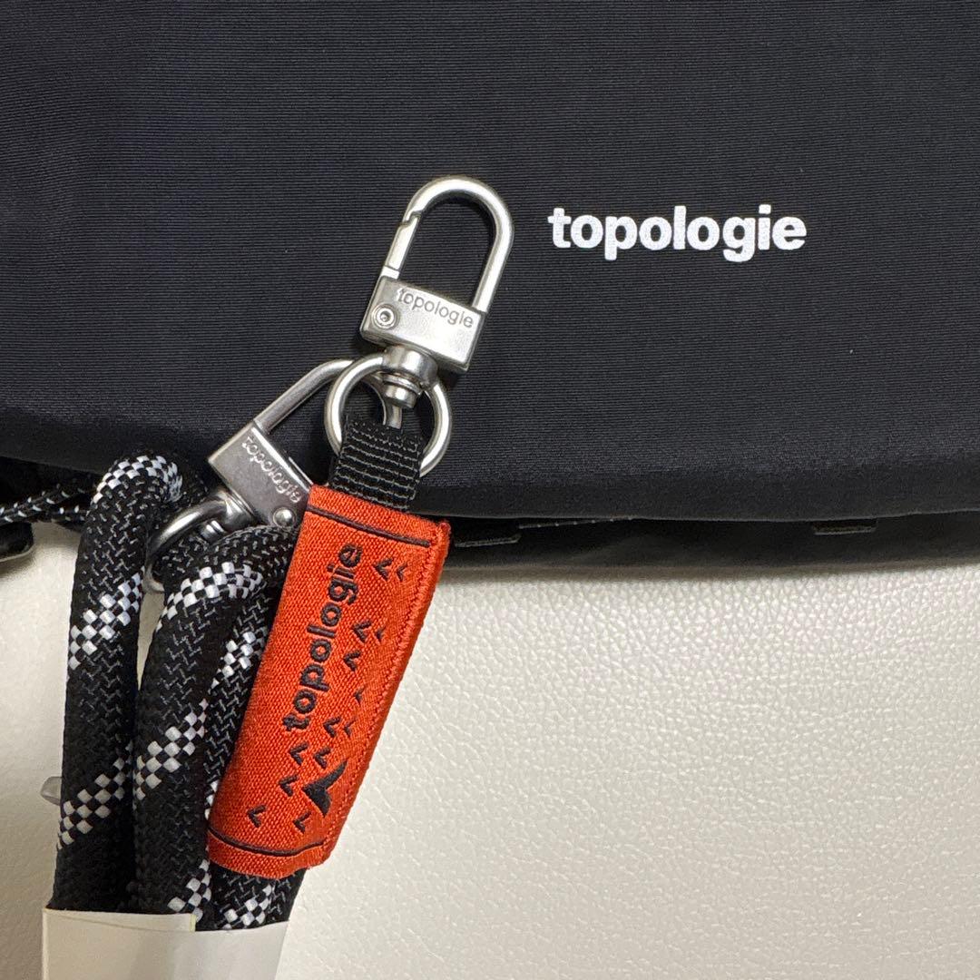 Topologie ボトルサコッシュ ストラップ付き2点セット - メルカリ