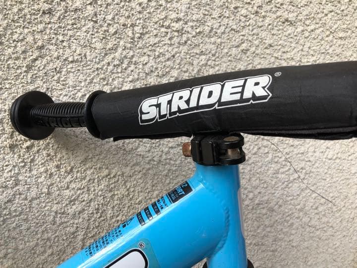 【t.h.ree8945】ストライダー　ビームス限定　水色