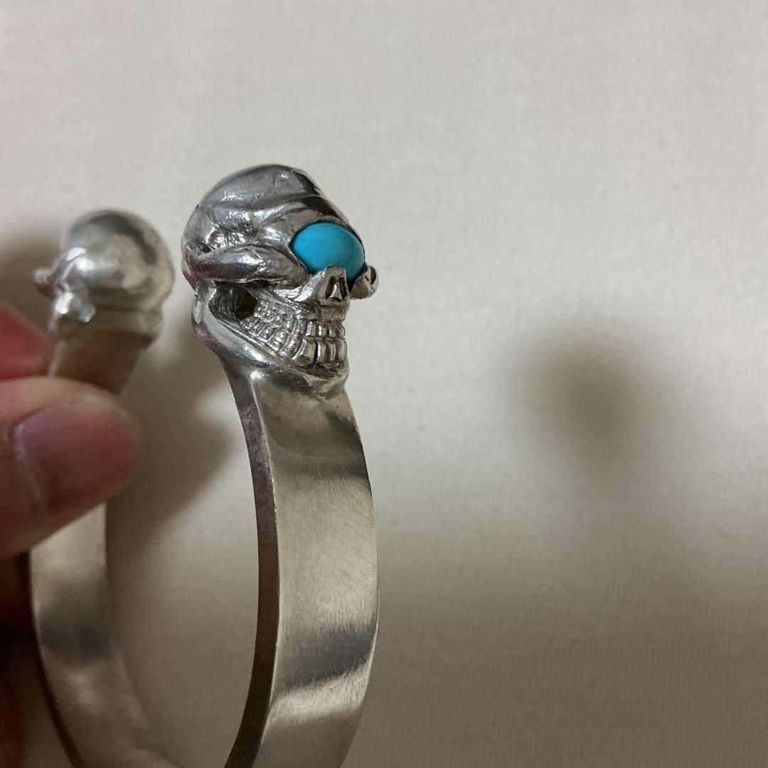 ストップライト 未使用に近い ターコイズ 金 バングル - メルカリ