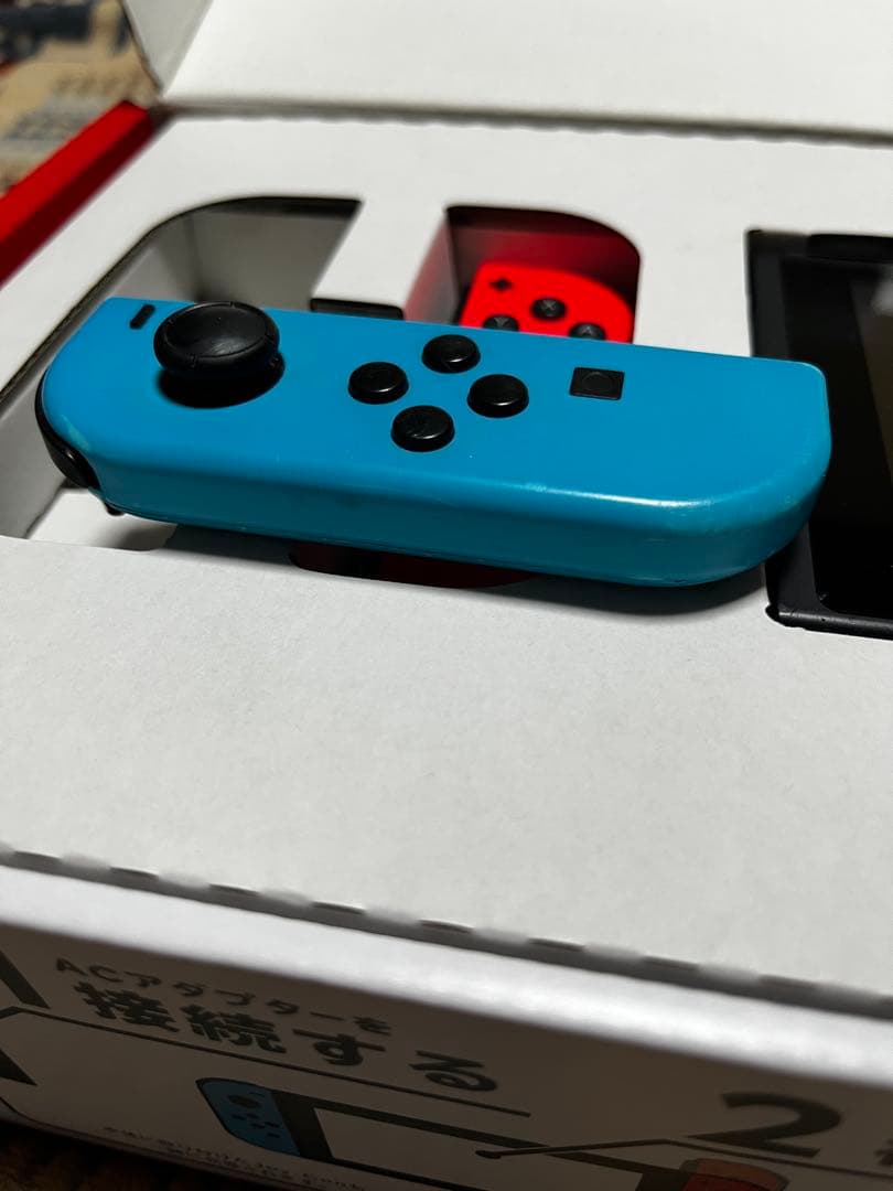 Nintendo Switch 本体 赤/青 ジョイコン付き 箱あり USED