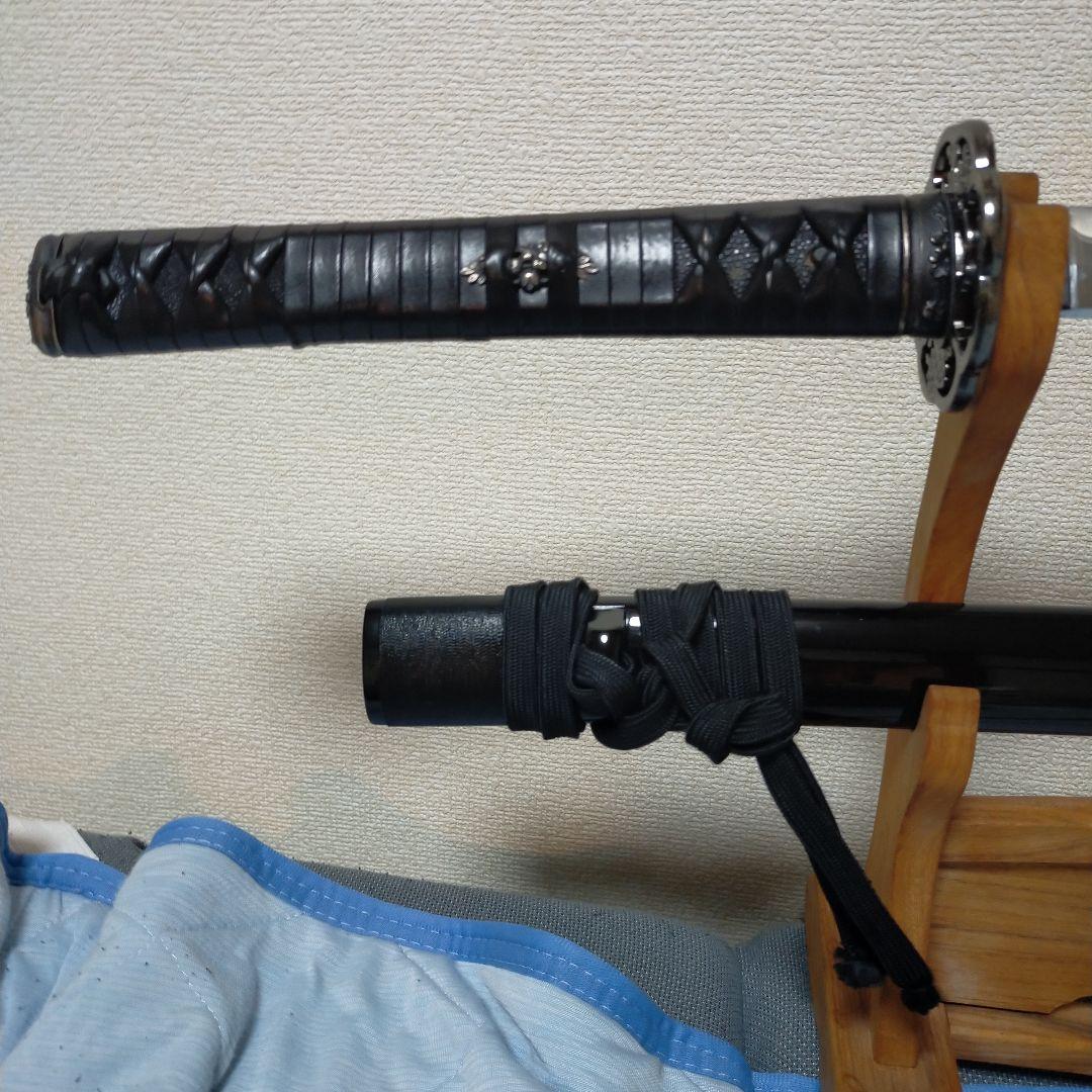 居合刀 模造刀 樋入り刀身 革巻き柄 黒鮫皮 透かし鍔 日本
