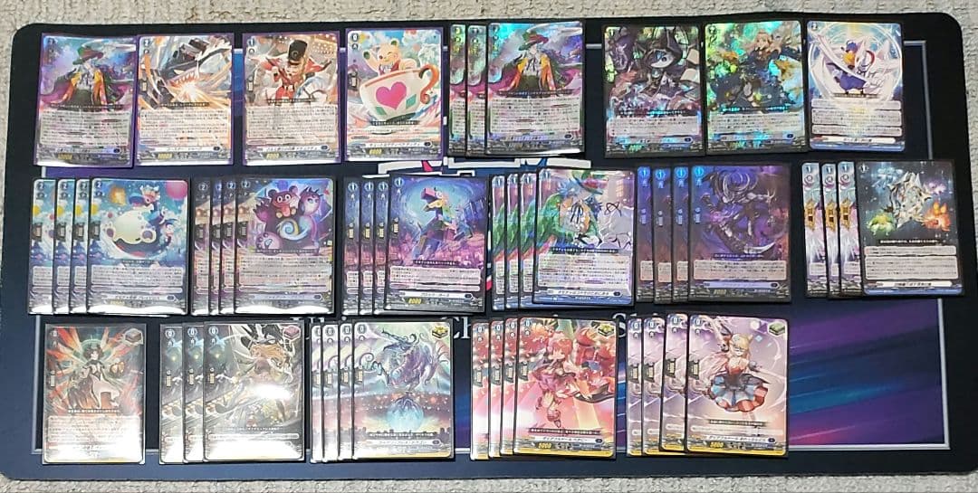 ヴァンガードハートルールーデッキスリーブ付きアヴァリスレスターRRR