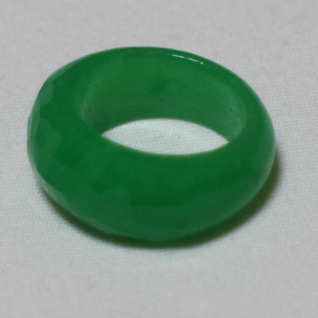 多面カット 本翡翠（推定） くり抜きリング 15号 天然石 ジェダイト