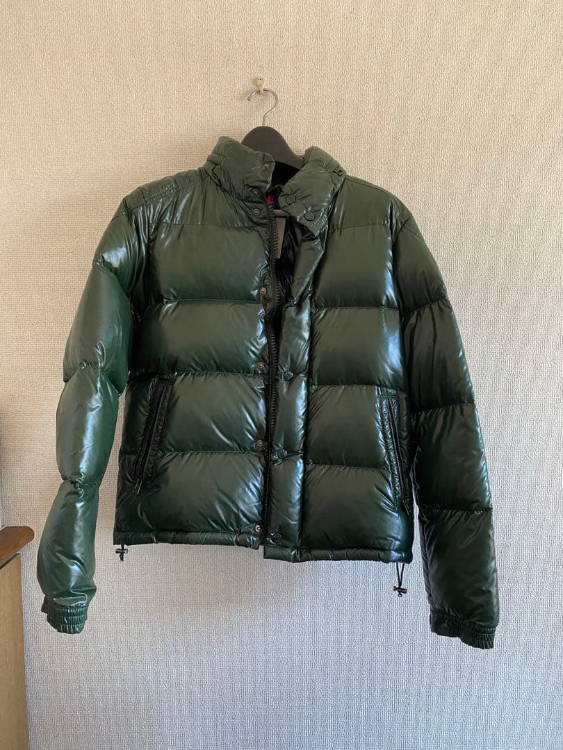 モンクレール ダウンジャケットエベレスト グリーン - メルカリ