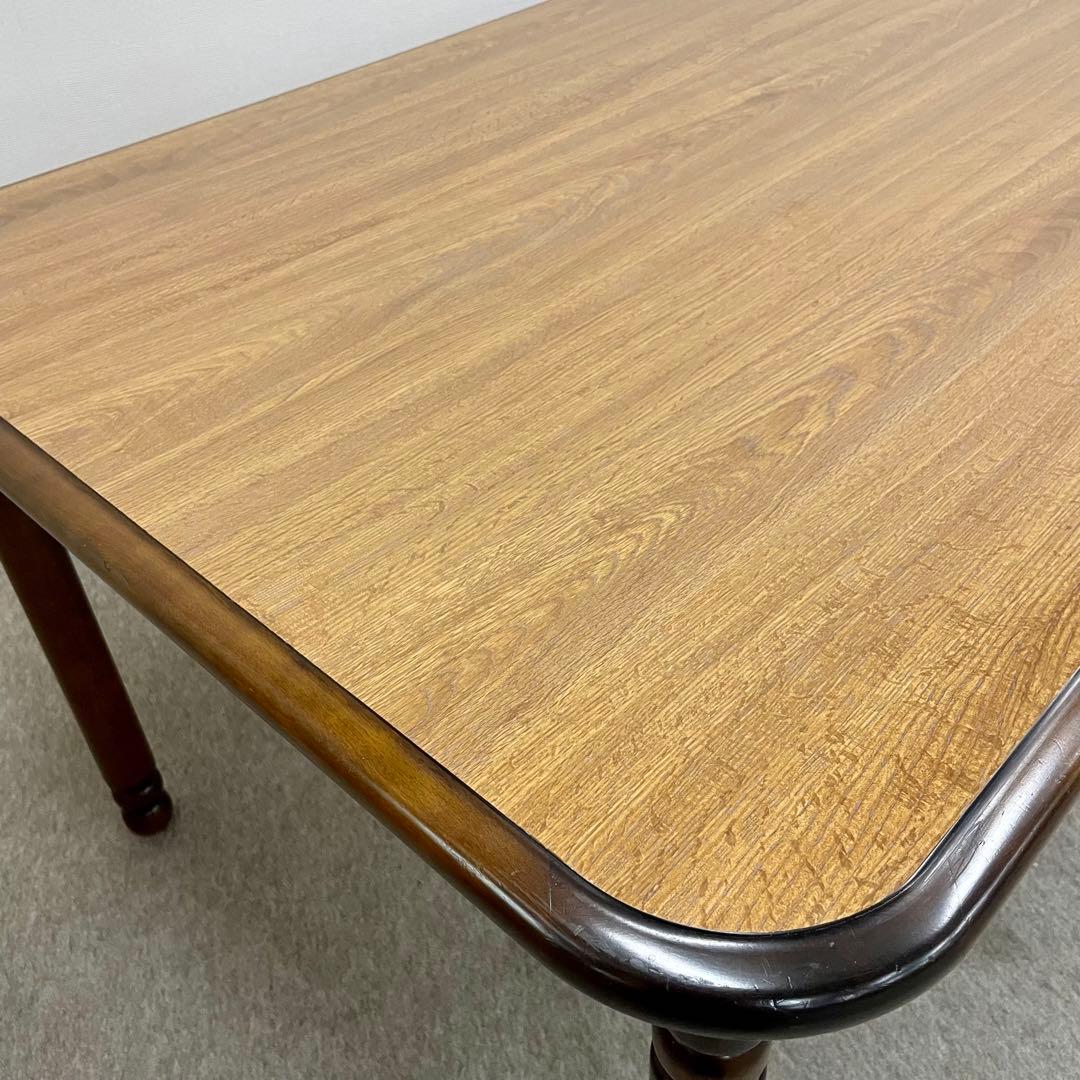 【カリモク】\"コロニアル\"DC5540QK 食堂テーブル