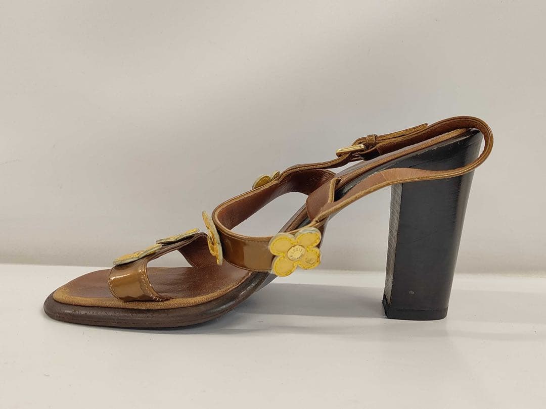 希少 ルイヴィトン ヴェルニ フラワー サンダル 37 約23.5cm ブラウン