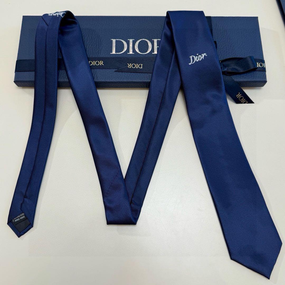 Dior ネイビー シルク ネクタイ 箱付き