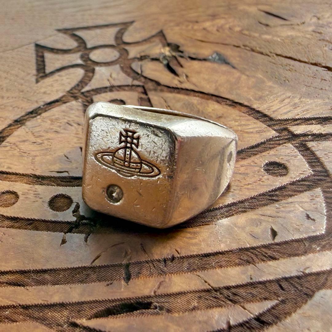 レア正規品 Vivienne Westwood オーブ/スクエアリング - メルカリ