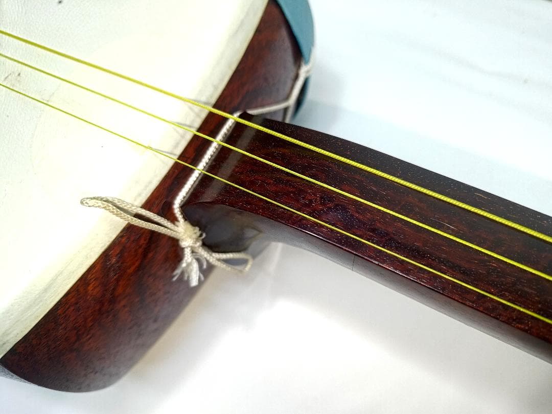 三味線中棹 本体破れあり 紅木 金細 二本溝 東さわり 子持ち綾杉