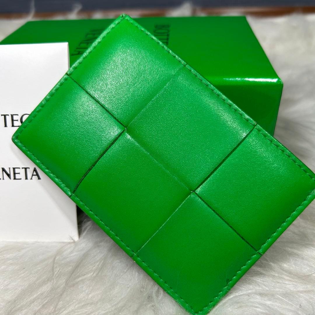 美品 RFID【ボッテガヴェネタ】フラグメントケース イントレチャート