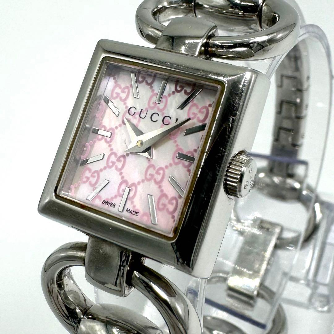 【稼動】GUCCI トルナヴォーニ 時計 120 バングル GG シェル文字盤 稼動】GUCCI トルナヴォーニ 時計 120 バングル GG シェル文字盤 稼動