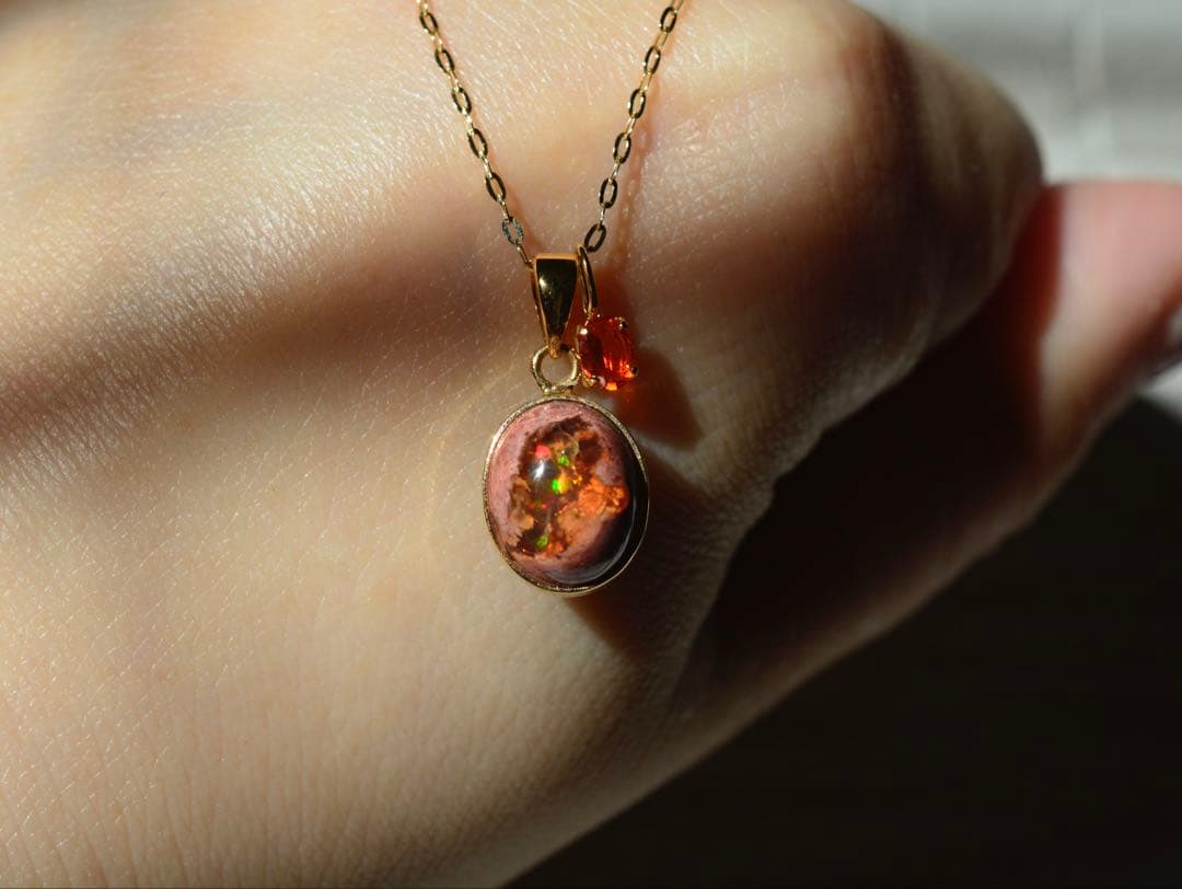 メキシコ産カンテラオパール / 2.55ct K18トップ【オマケ付】