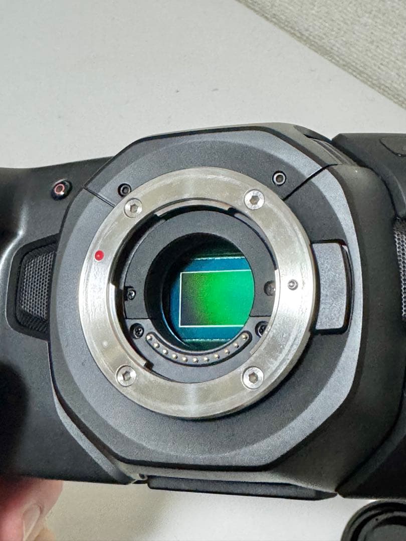 BMPCC4K + SmallRig+ Olympus 14-42mmレンズ付 - メルカリ