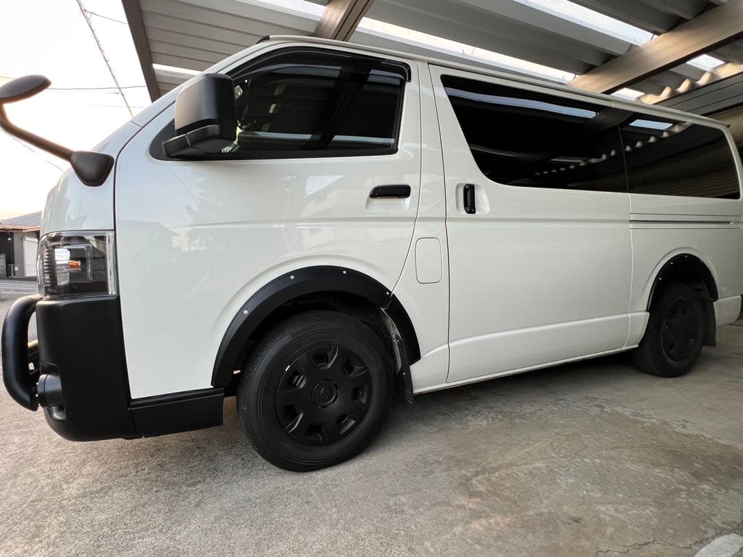 ハイエース オーバーフェンダー　マッドブラック 1-8型まで対応 20ｍｍワイド 楽天市場】トヨタ ハイエース 200系 20mm オーバーフェンダー マット