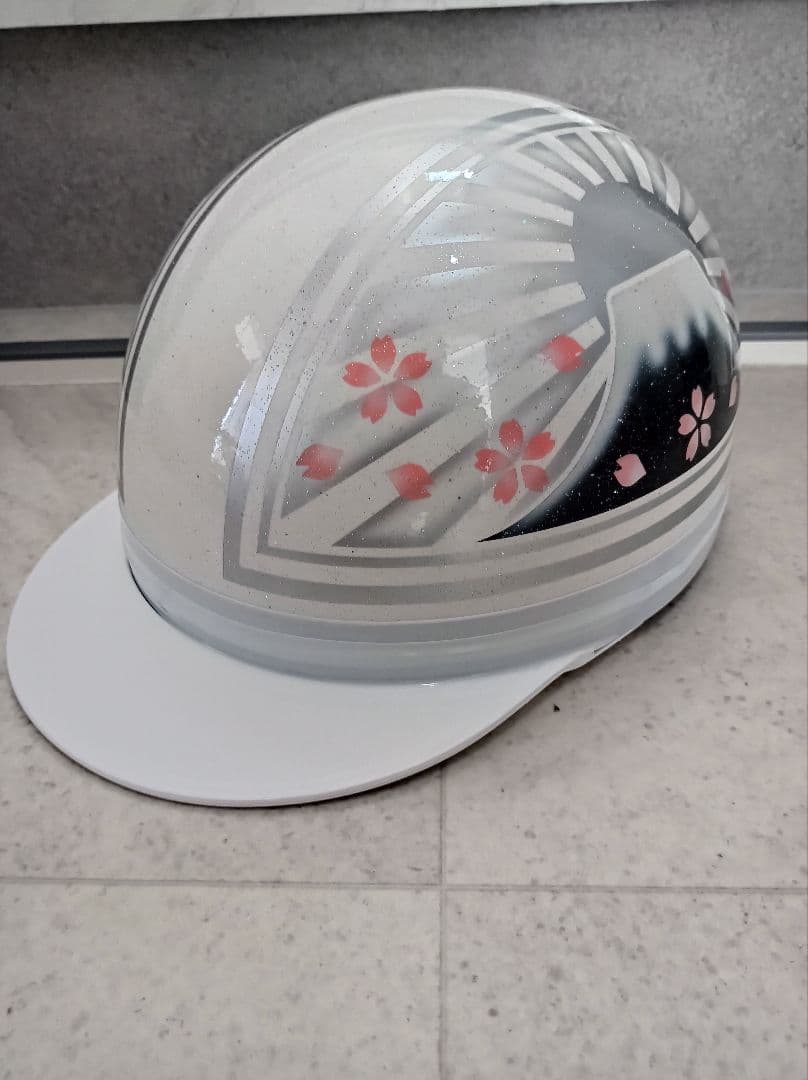 カスタムコルク半 白✘シルバー富士日章 七色ラメ - メルカリ