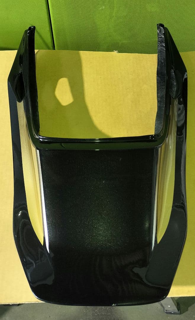 早いもの勝ち！zrx1200ダエグ VERTIAヴェルティア ロングテールカウル