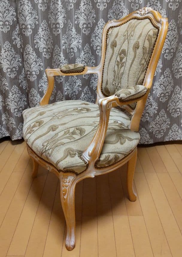 最終特価カリモクドマーニルイ15ダイニングチェアCLR40