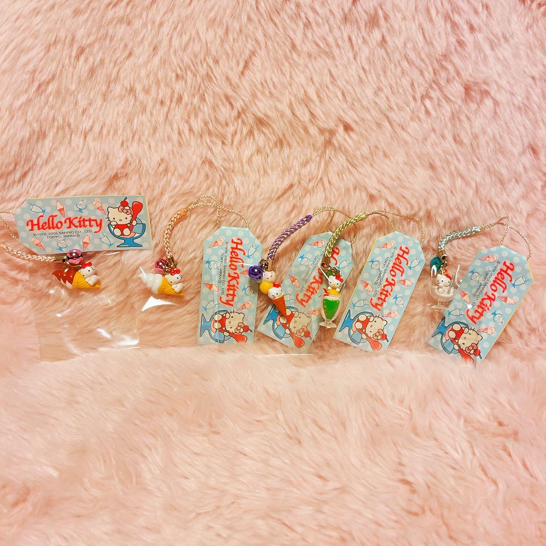 希少レア ハローキティ 根付け スイーツ ソフトクリーム パフェ 2005