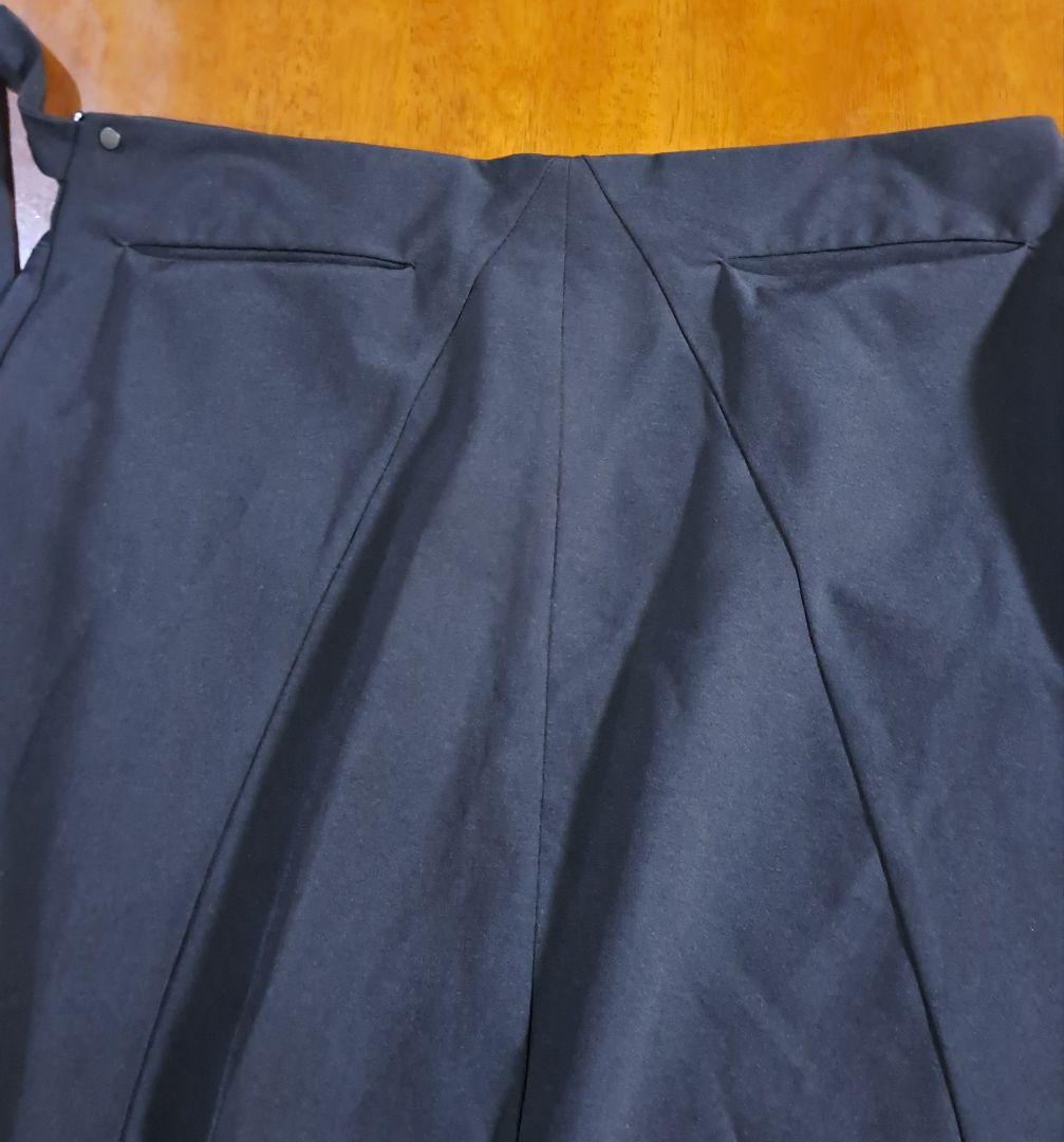 インカネーションのラップサルエルパンツ1度着用の美品だね‼️ - メルカリ