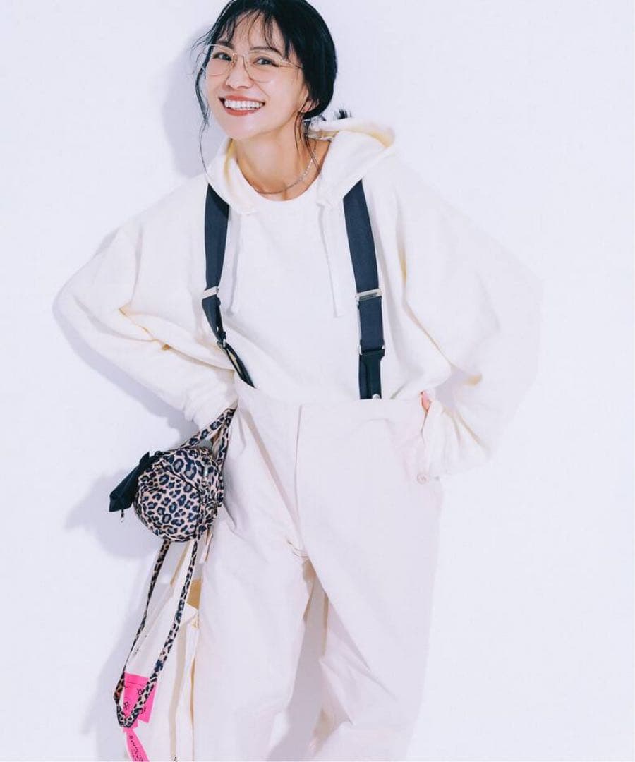 OUTDOOR PRODUCTS×二宮こずえ コラボ DISCUS パーカー - メルカリ