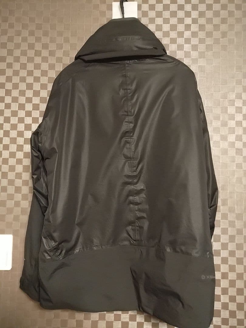 《美品・完売品》エックスシェルター断熱βプレミアム超透湿防水防寒ジャケット 3L