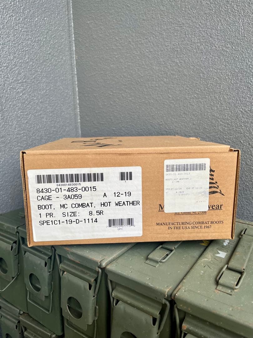 米軍放出未使用McRae USMC コンバットブーツ 8.5R(26.5)ラスト