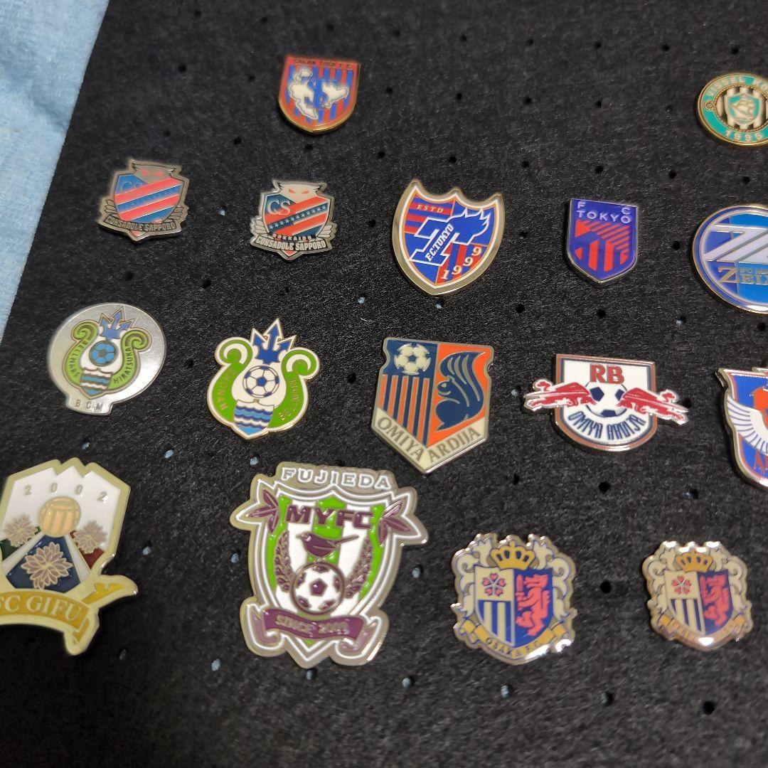 jリーグクラブ エンブレムピンバッジ セット売り - メルカリ