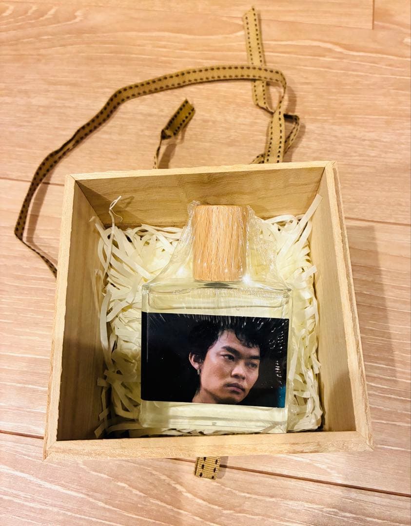 トワイライト・ウォリアーズ 十二少 香水 トワイライトウォリアーズ 十二少香水木製箱 - メルカリ